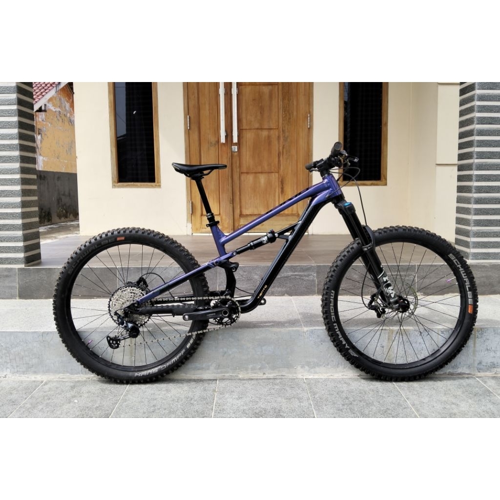 Polygon siskiu T8 sepeda MTB