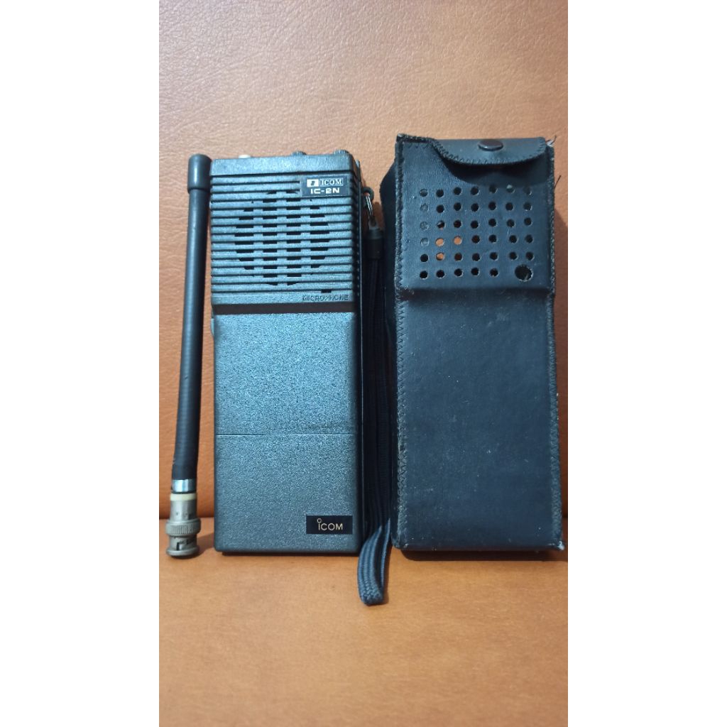 HT ICOM IC2N VHF 140-149Mhz
