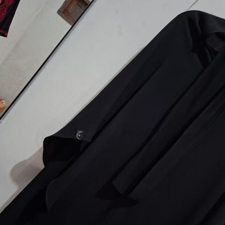 Fuse triangle aljenna long prelove with deffect