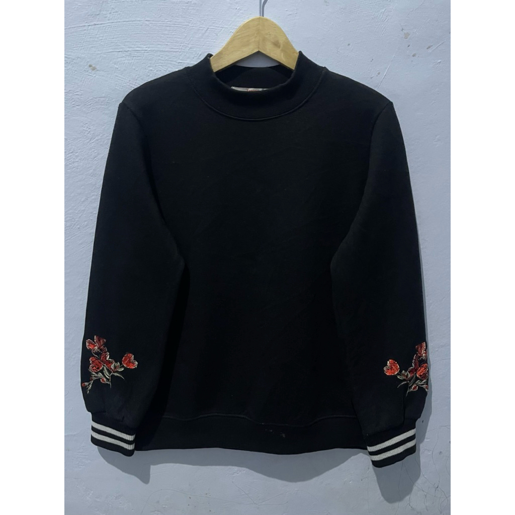 Crewneck Cewek 8Seconds Original Second