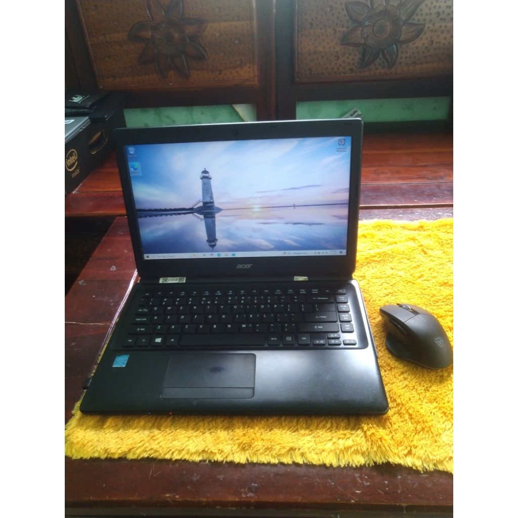 laptop Acer travelmate i3 gen 4