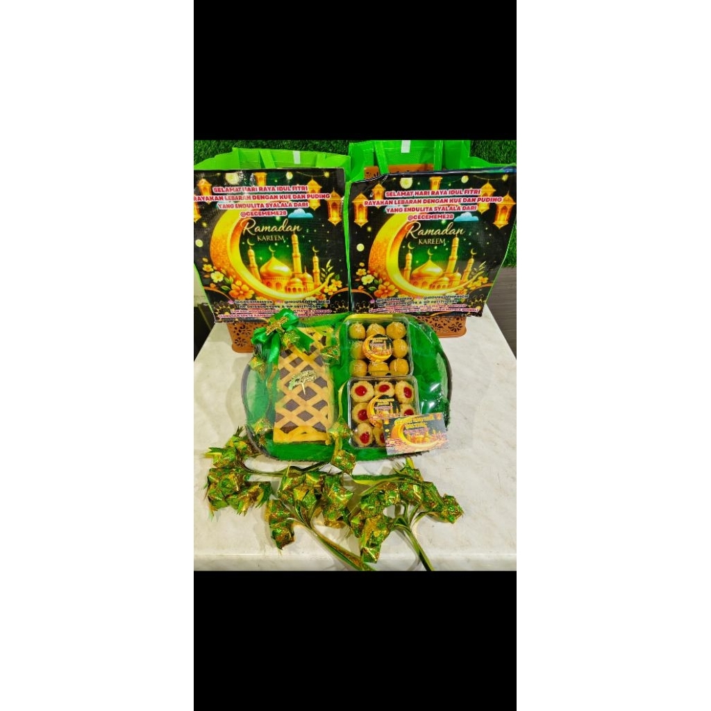 HAMPERS PARSEL HANTARAN LEBARAN IDUL FITRI PALEMBANG LAPIS NANAS KUE KERING PREMIUM