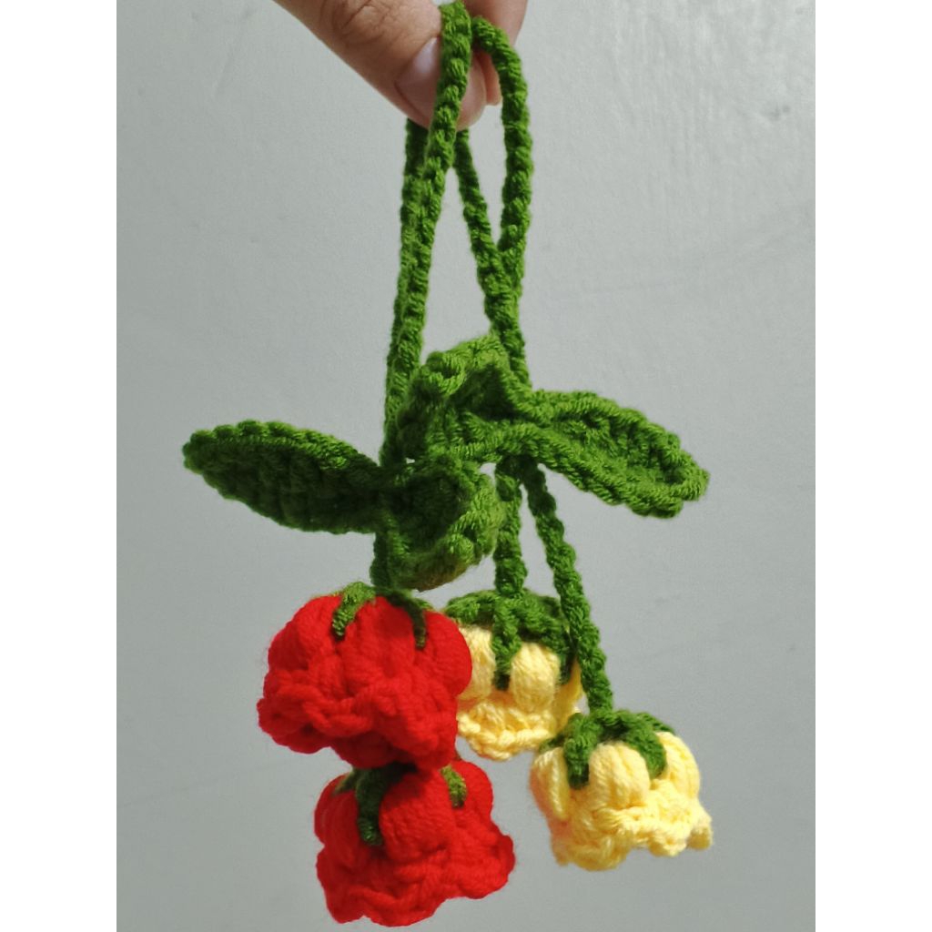 Lily of the valley keychain / gantungan kunci lily of the valley crochet rajut