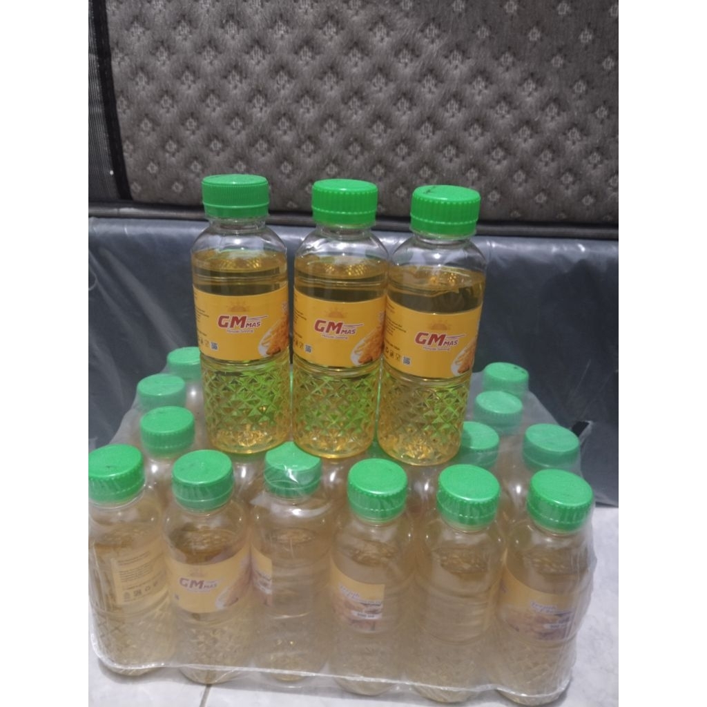 Minyak goreng botol 200 ml GM / minyak goreng GM 200 ml