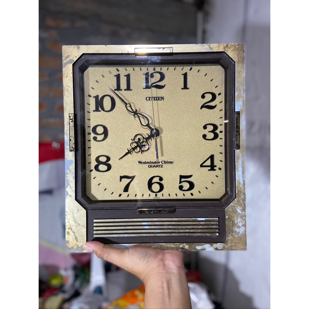 Jam dinding CITIZEN melodi Westminster Chime ( bunyi seperti di stasiun kereta)