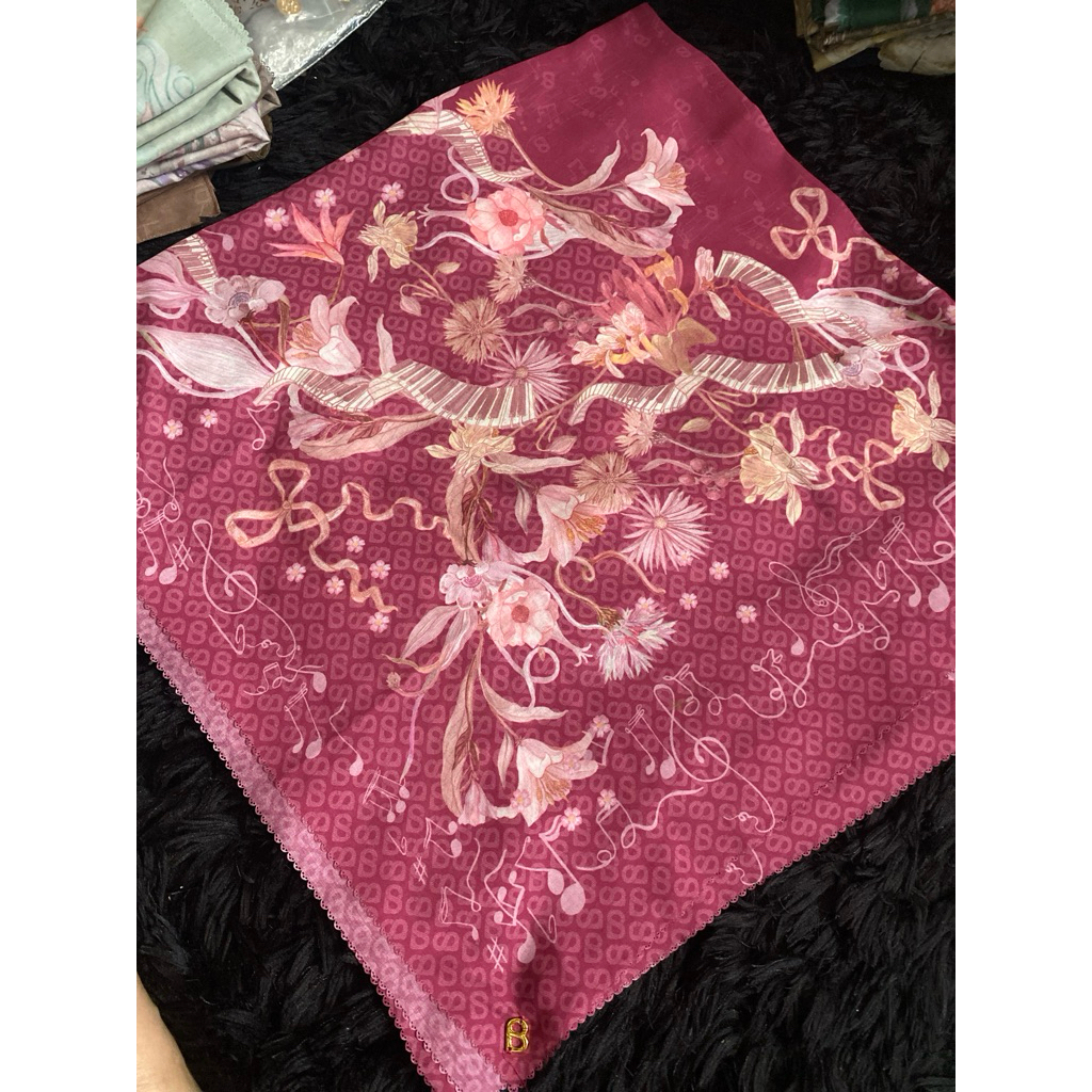 Preloved nada scarf buttonscarves magenta