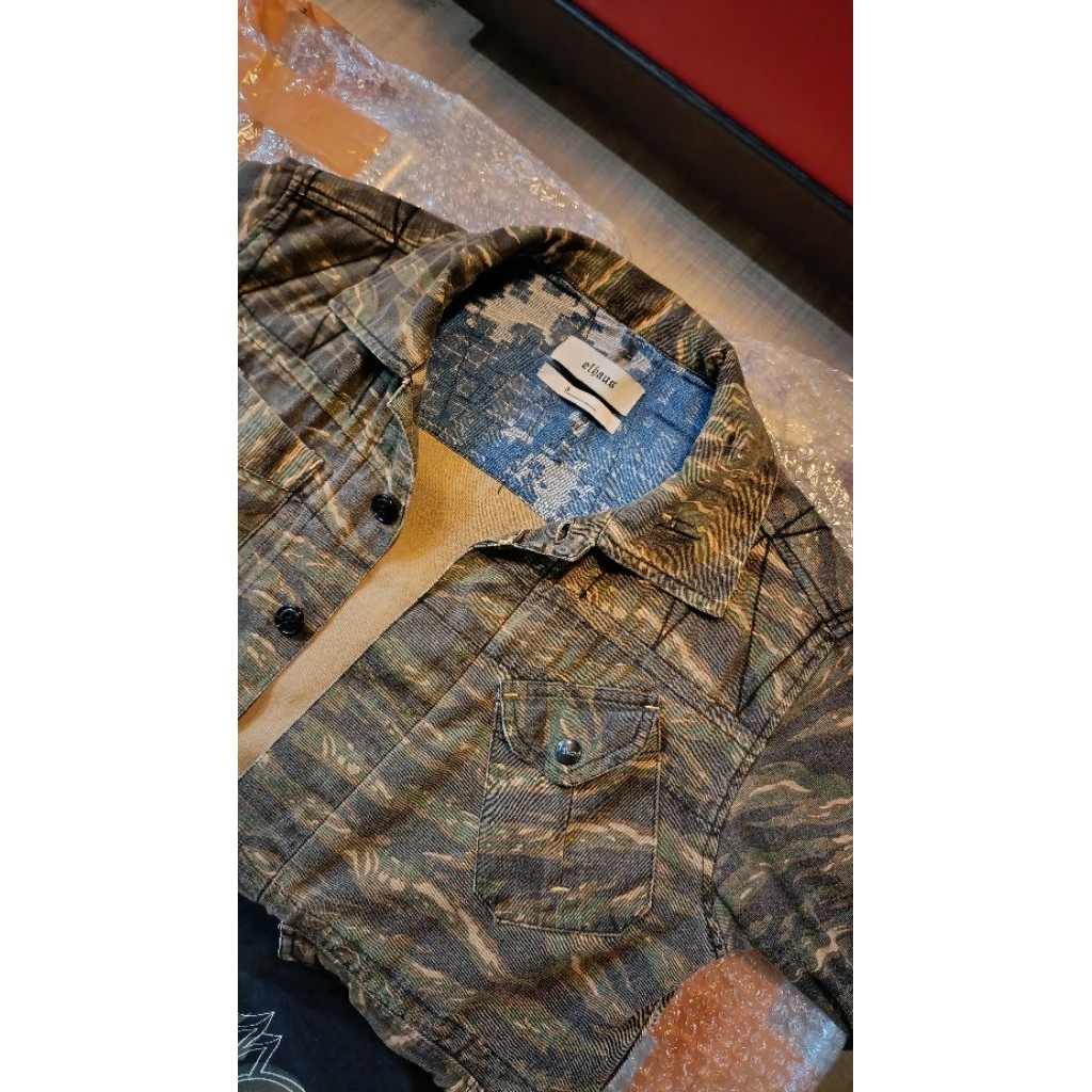 Jaket/Outer Elhaus motif CAMO