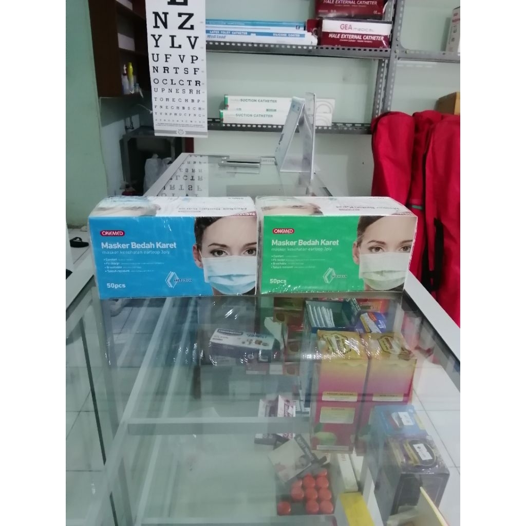 Onemed Masker Bedah Karet