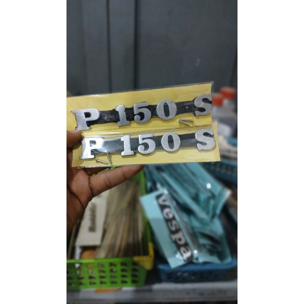 emblem vespa P150S