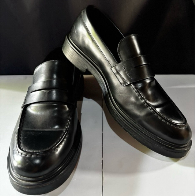 Sepatu Pria Loafers BrandZara