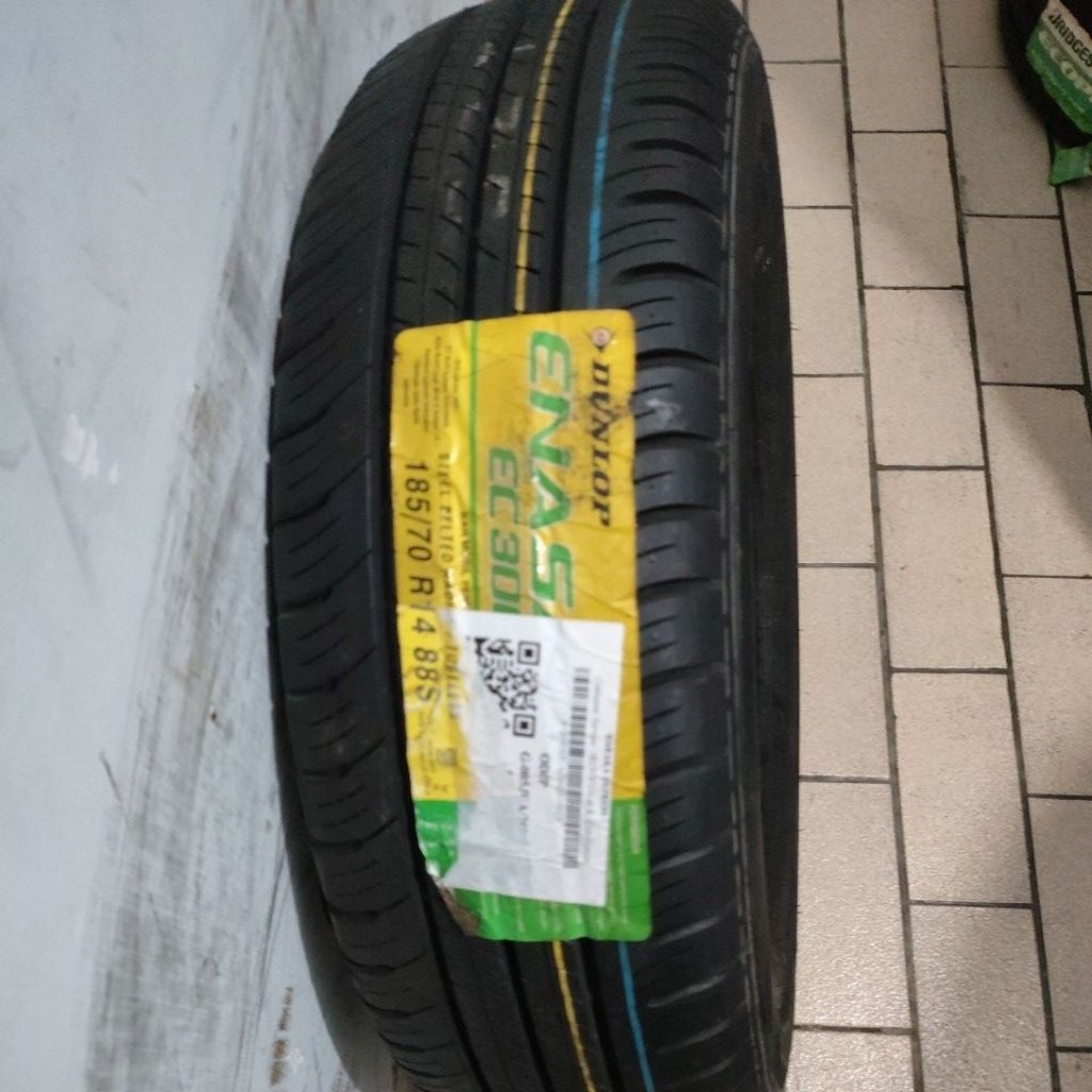 Dunlop enasave 185 70 R14 avanza xenia