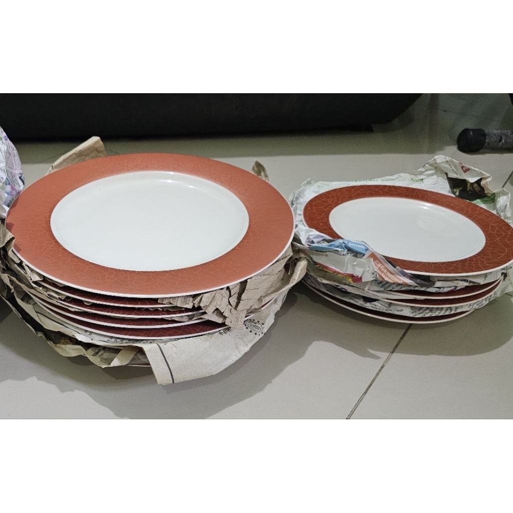 Piring keramik Legacy Mild Bone (satuan)