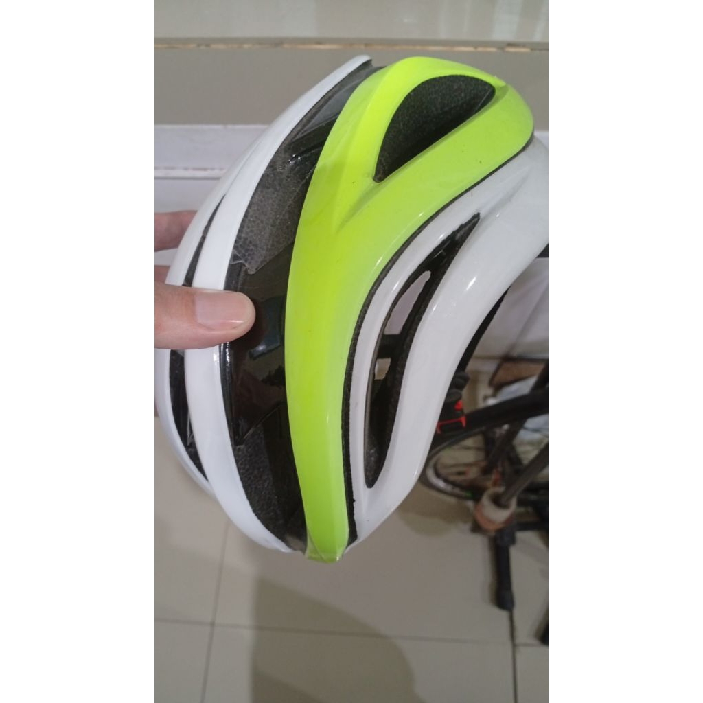 helm sepeda giro acm