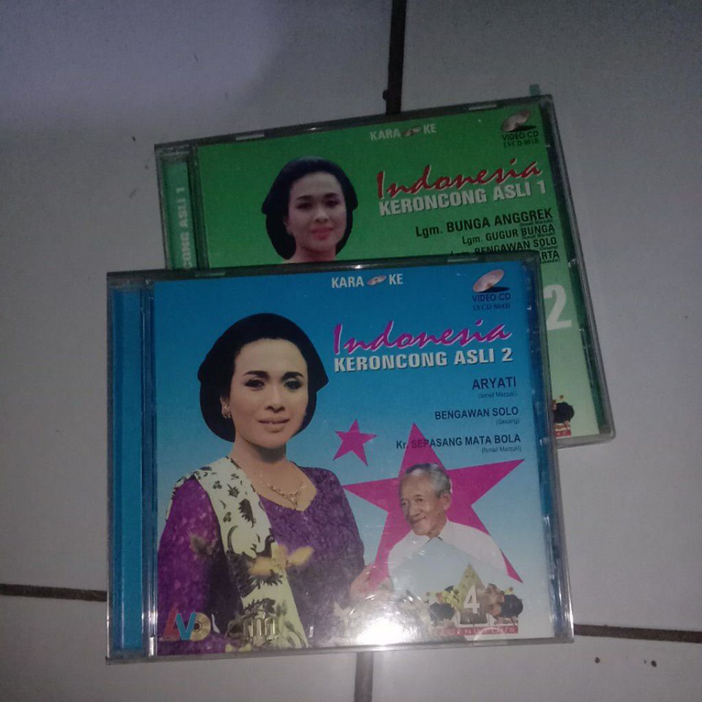 VCD KARAOKE INDONESIA KERONCONG ASLI 1 DAN 2
