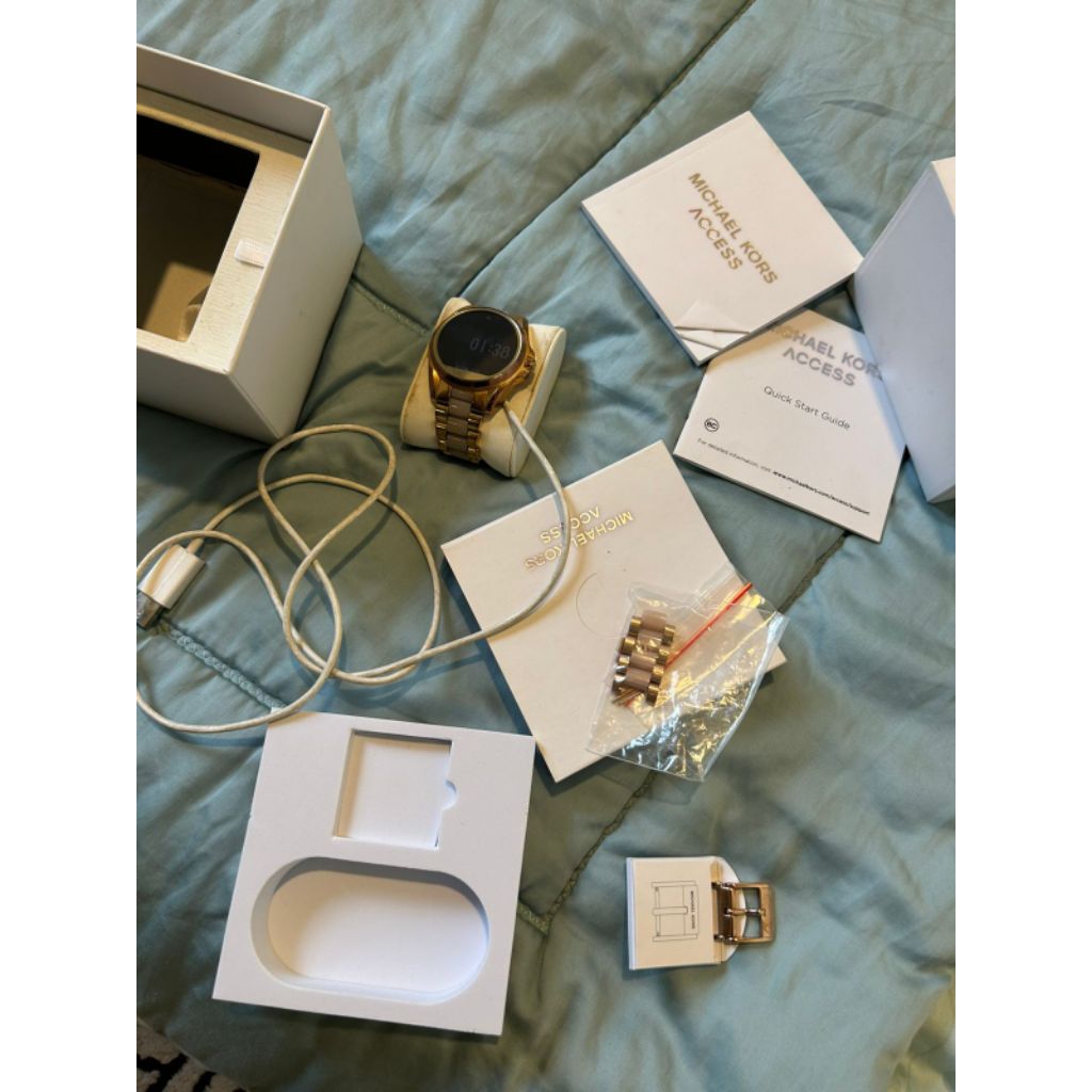 mk smartwatch preloved