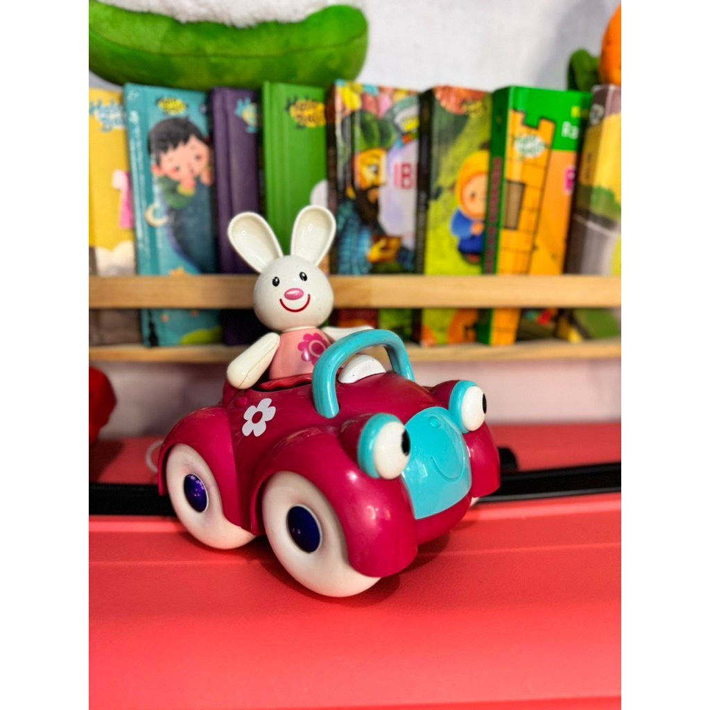 PL Mainan ELC ToyBox Rosie Rabbit and Her Motor Car (With deffect) - elc toybox pl mainan figur elc