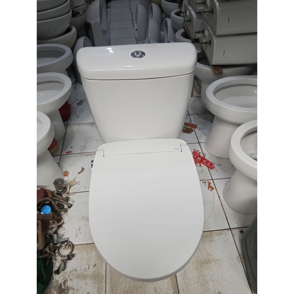 Closet duduk TOTO SW660J/CW660NJ + Set Cover ECO-washer TOTO
