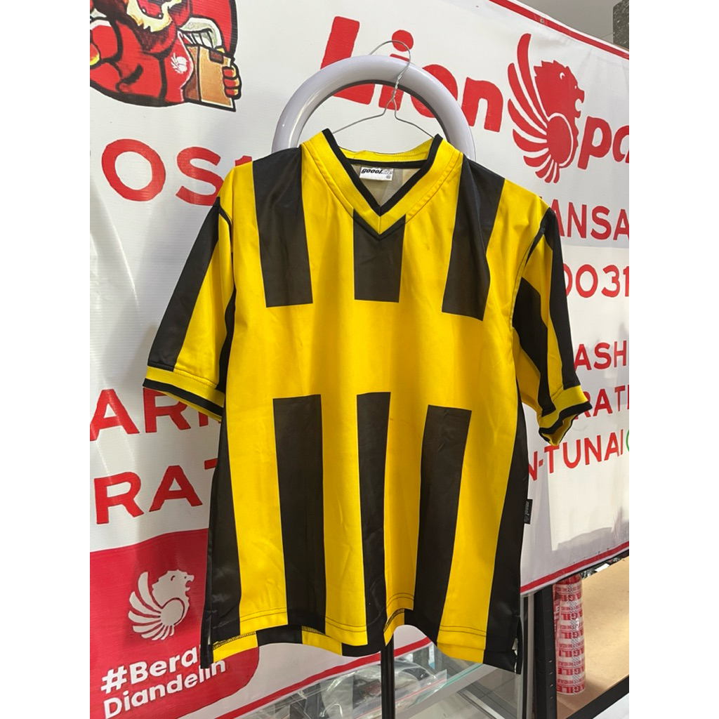 KDL-420 Original Goool.de Borussia Dortmund 2000 home Sponsorless