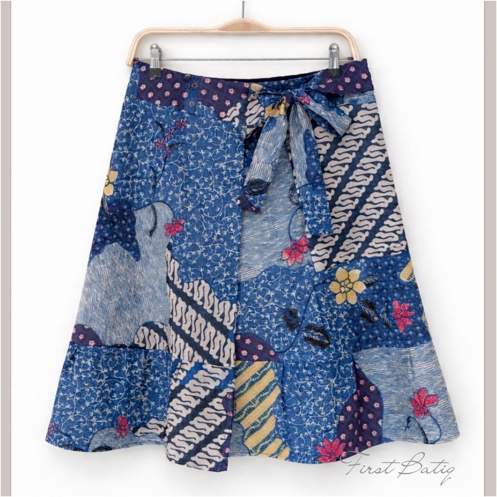 Rok Lilit Batik Model Payung Ruffle