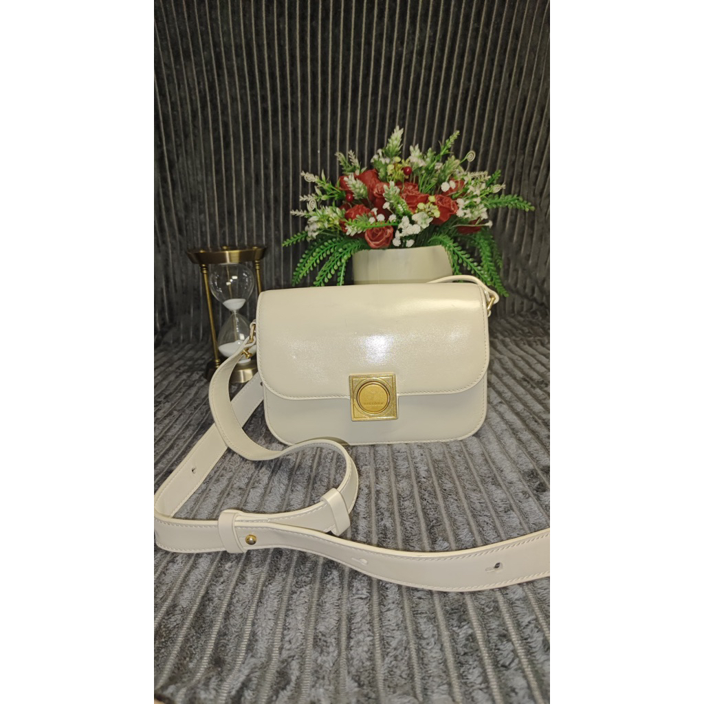 Preloved tas kulit sapi asli