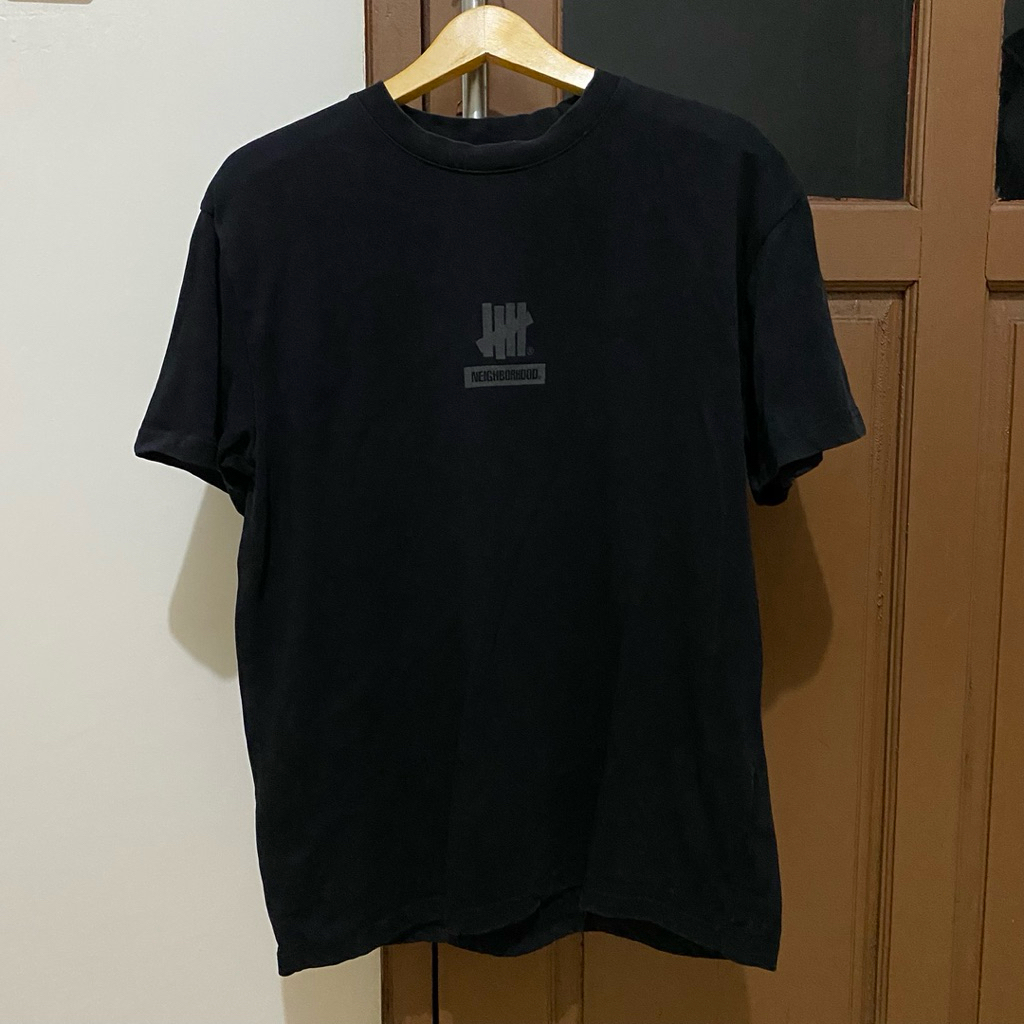 Neighborhood x Undefeated Center Logo T-shirt Made in Japan Authentic