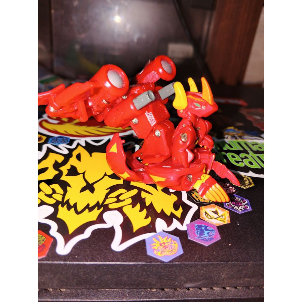 Bakugan Helix Dragonoid + Battle Gear