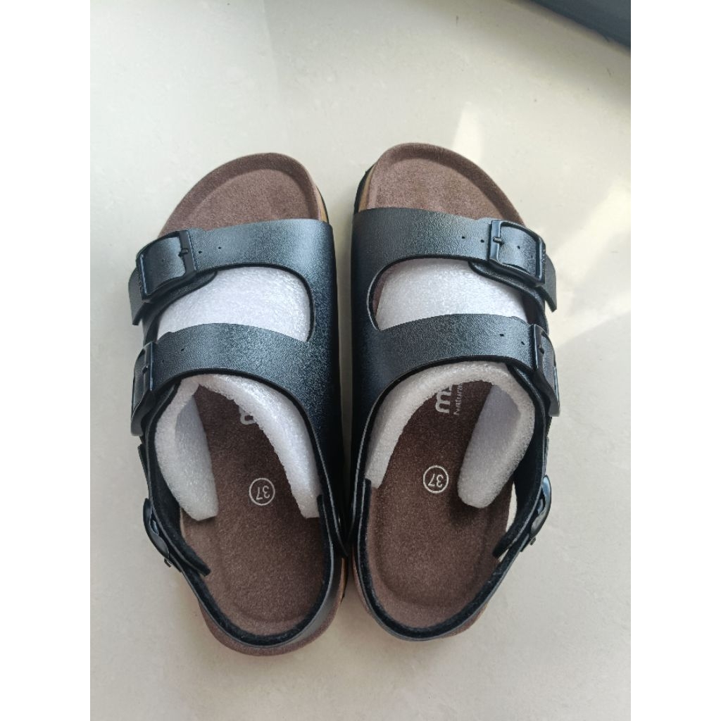 NEW My Feet original size 37 Metalic Black