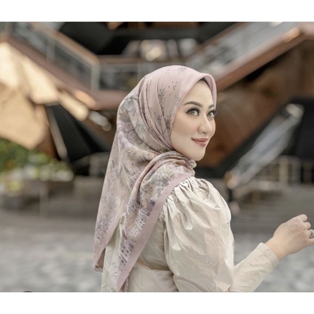 Preloved Buttonscarves New york 3 - Bowery