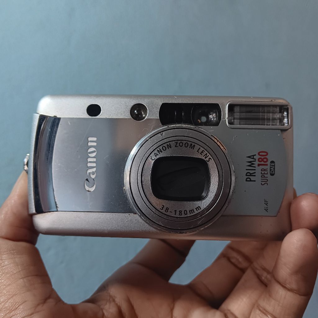 Kamera analog canon prima super 180