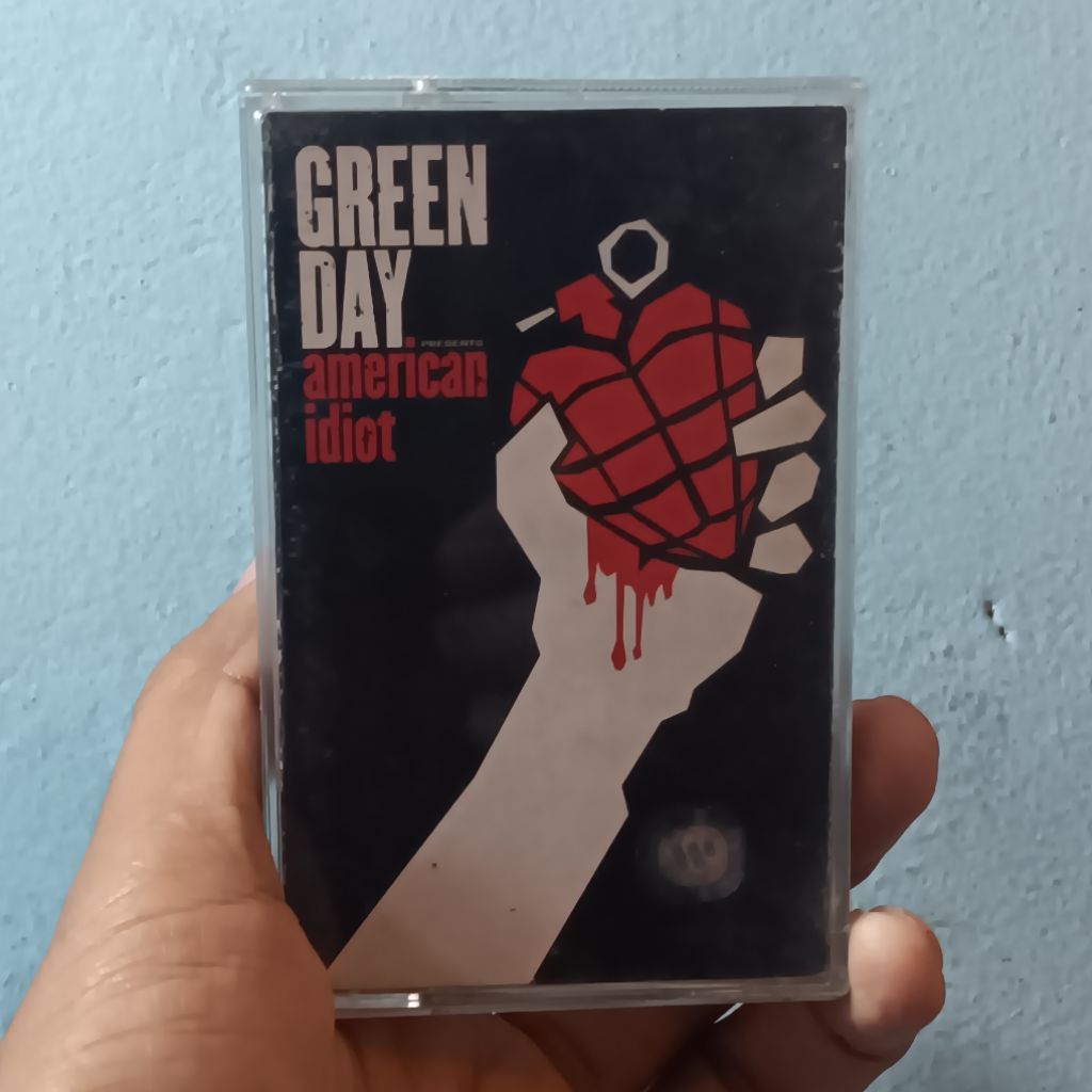 Kaset pita greenday american idiot