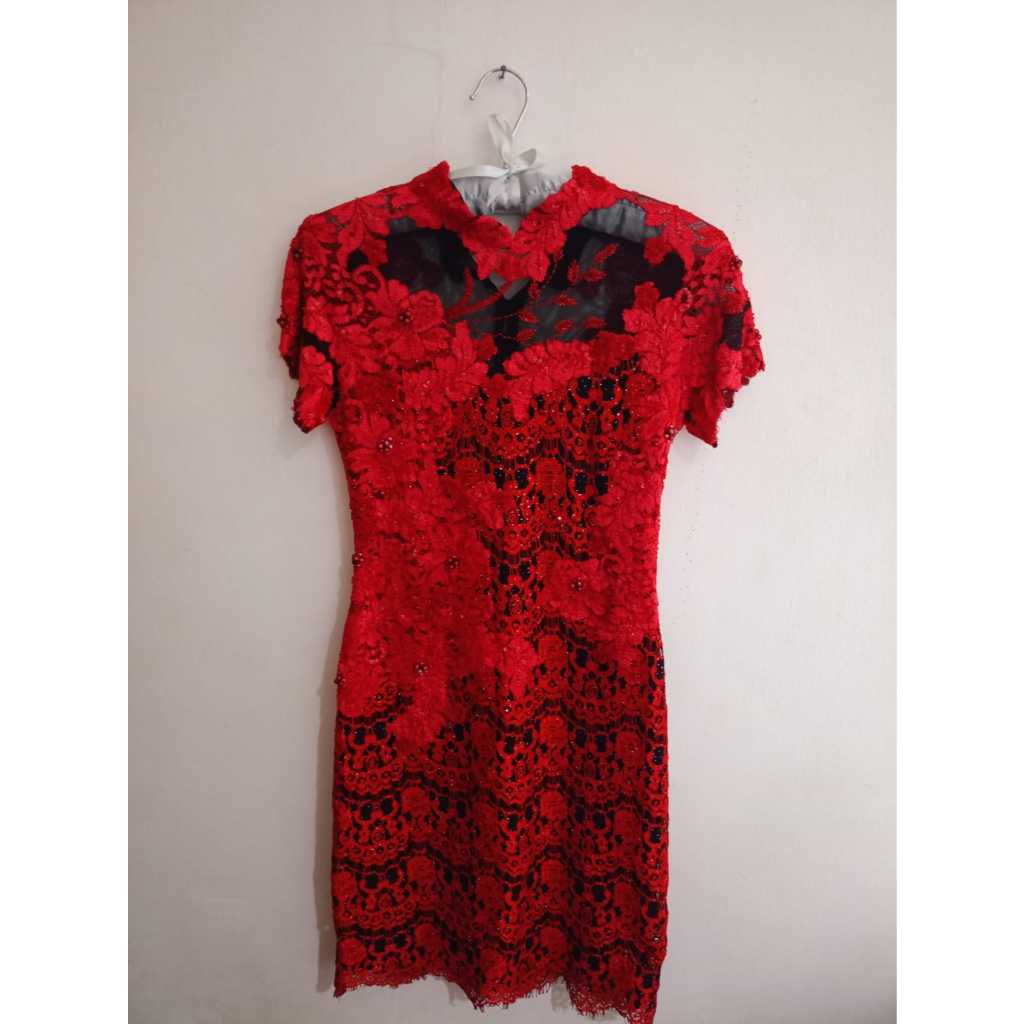 Preloved Kebaya Merah Mewah Elegan