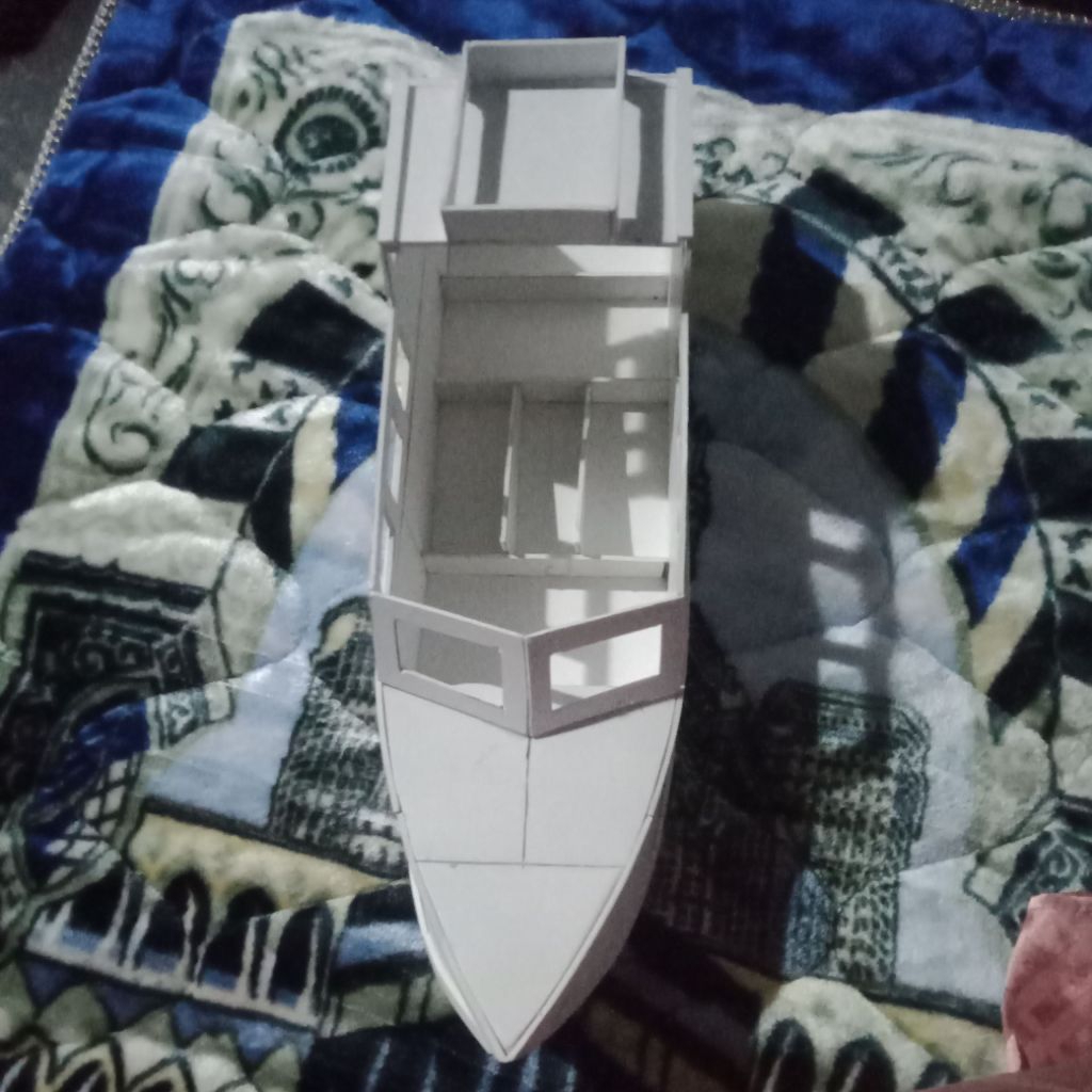 miniatur body boat rc polosan belum di cat