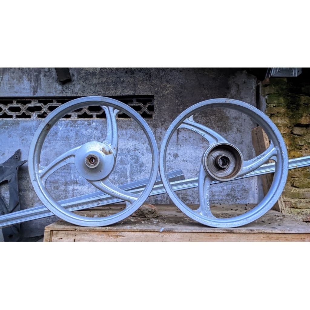 Velg Palang 3 sumber mas Jwl Japan ORI Suzuki Smash dobel tromol