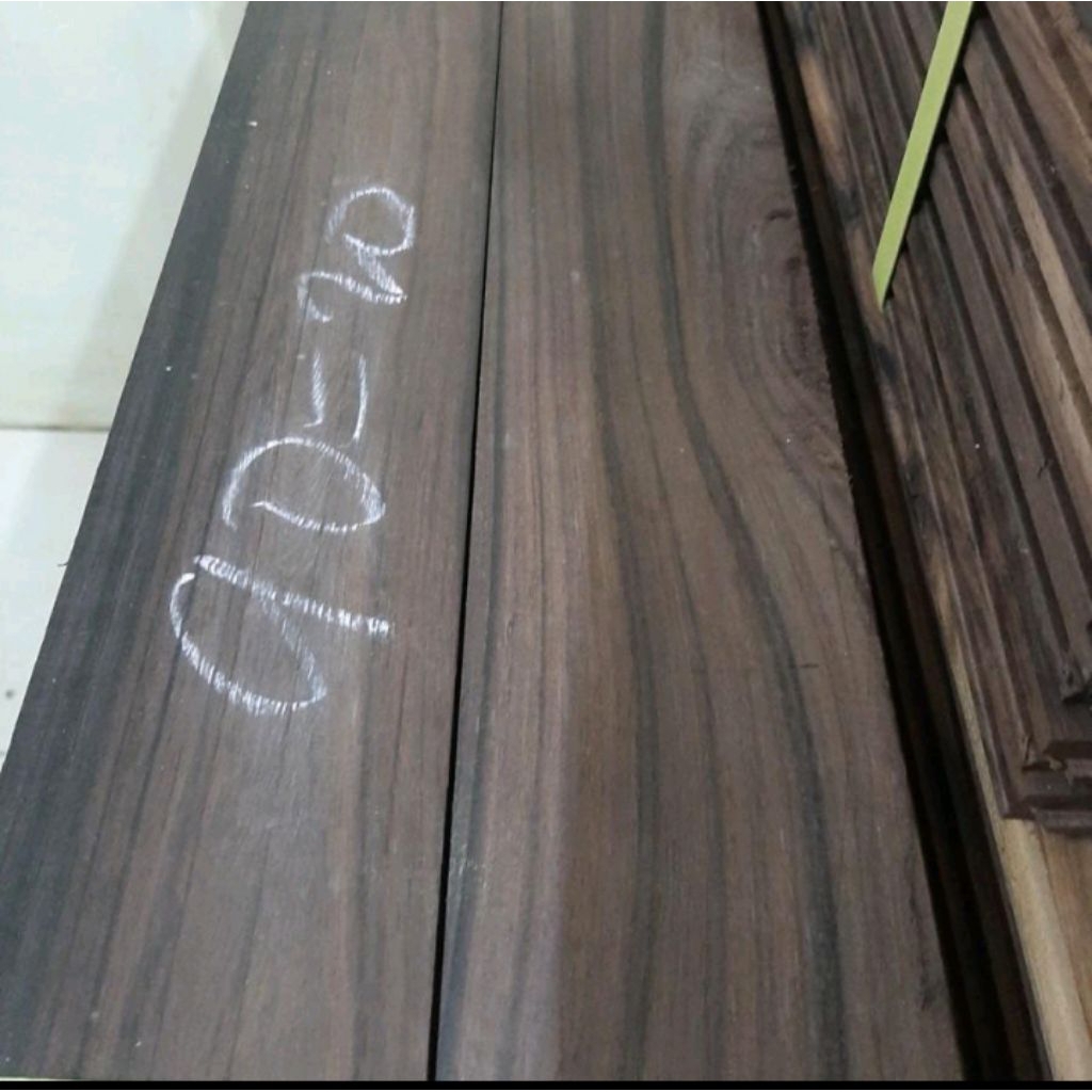 Parket Jati Kayu Sonokeling