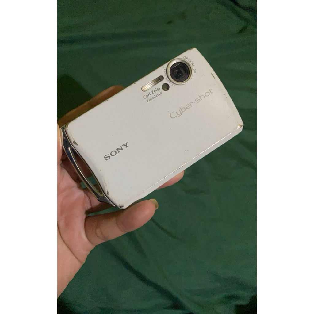 DIGICAM SONY T11