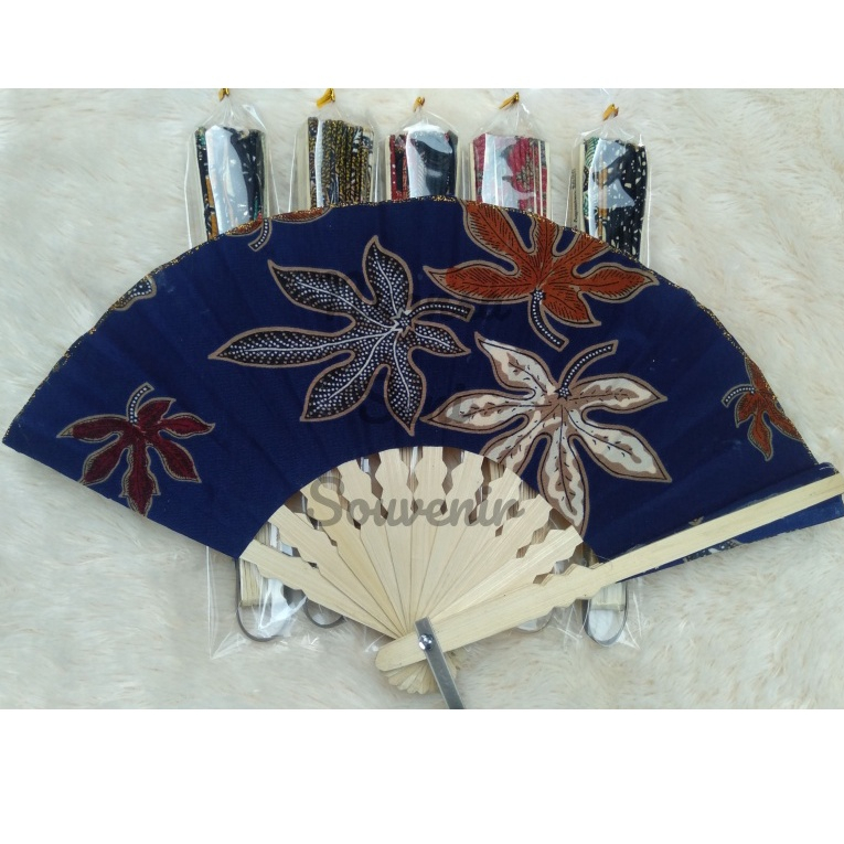 Souvenir Pernikahan Kipas Batik Jumbo Kipas Kayu Kipas Tangan Kipas Kain Motif Gagang Kayu Sablon