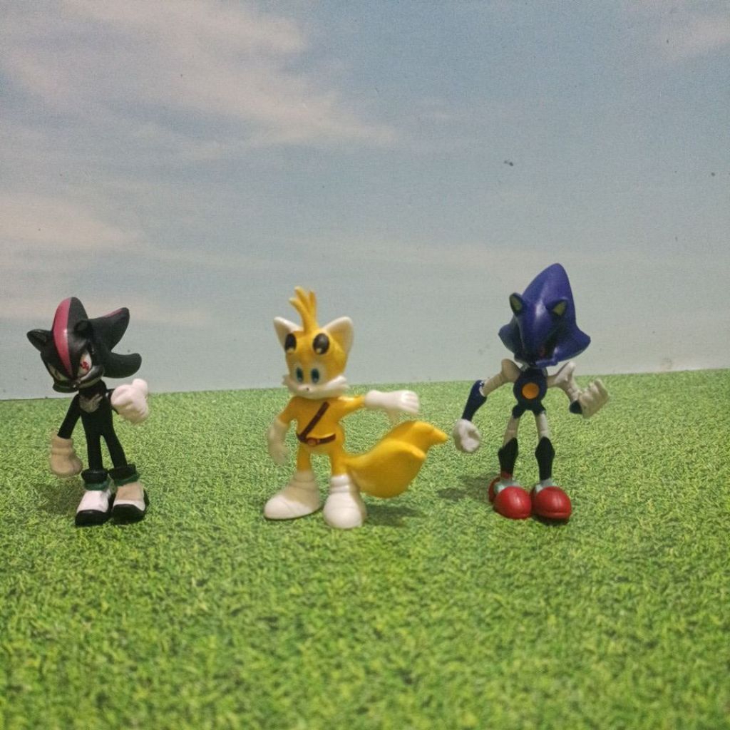 Sega Sonic the Hedgehog SHADOW 2.5" Mini Figure Toy RARE