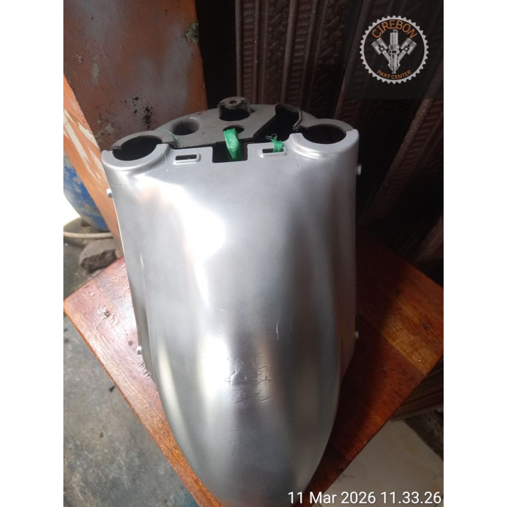 SPAKBOR DEPAN SAYAP SLEBOR DEPAN KYMCO EASY 100 SECOND