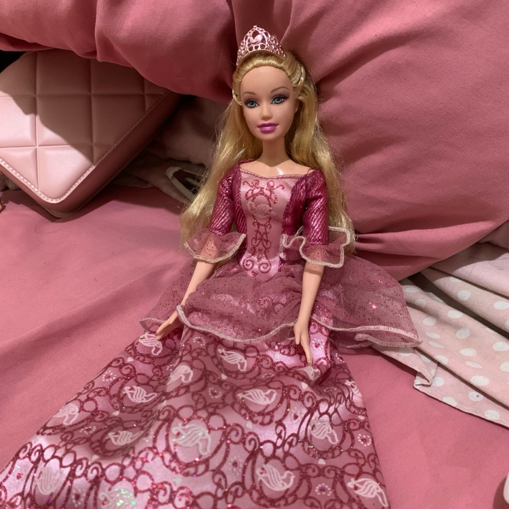 Preloved - Rare Barbie As Cinderella Foreign Fairy Tale