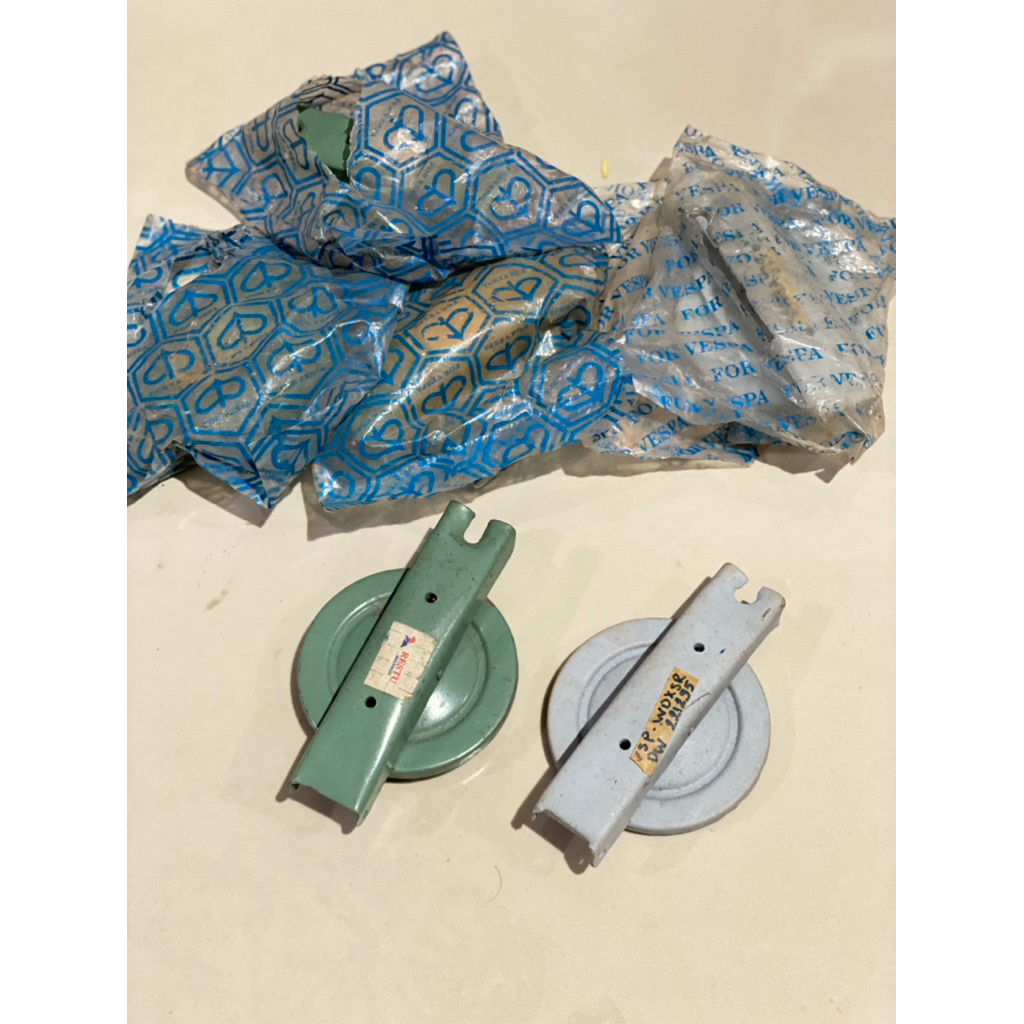 tutup tangki bensin vespa sprint super vbb dll Original baru nos