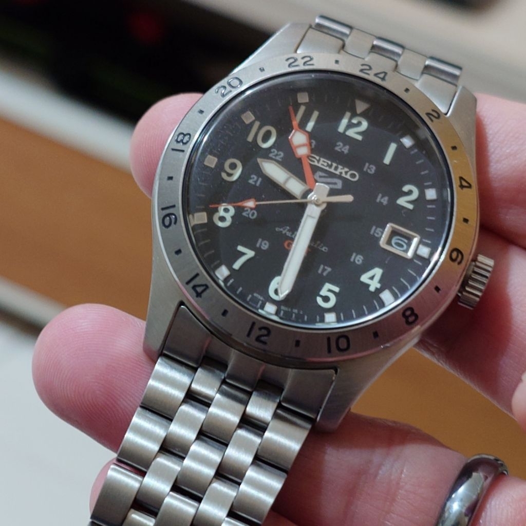 Seiko 5 Sport Field GMT SSK023K1