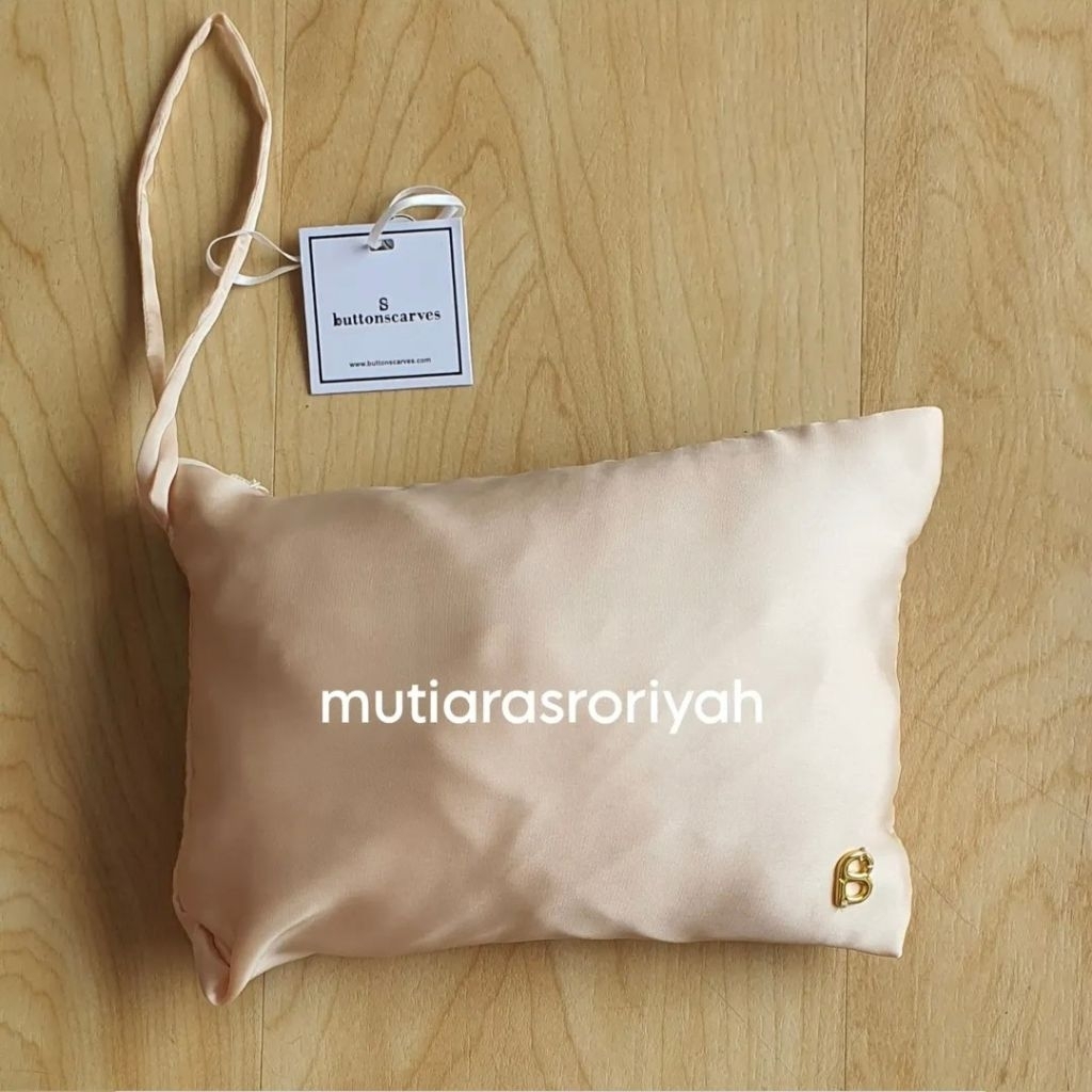 READY STOCK Buttonscarves Mukena Set Polos Pale Cream Pawn Krem Sale Prayer Robe Set Plain Warehouse