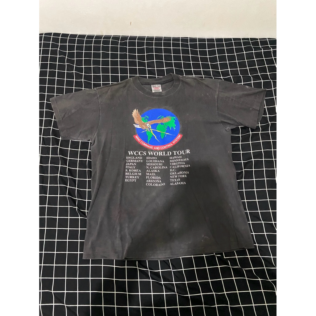 Kaos Vintage WCCS World Tour Oneita Power-T Graphic Tee Hitam