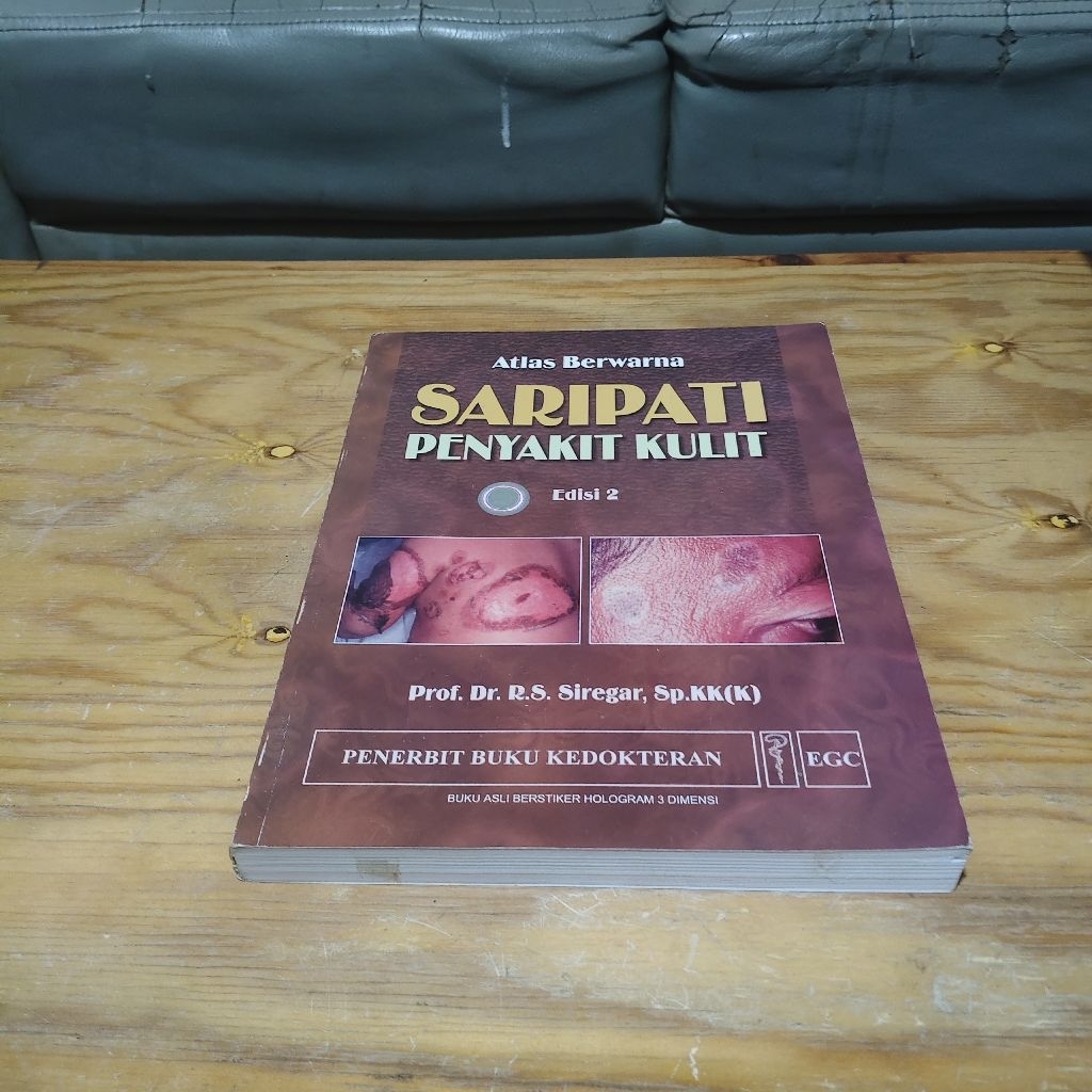 Buku Atlas Berwarna Saripati Penyakit Kulit Edisi 2
