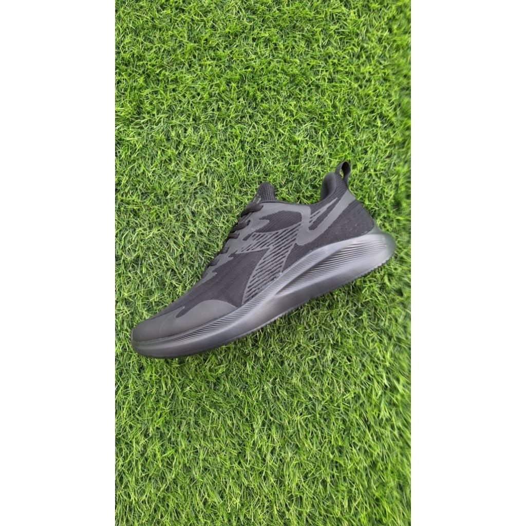 diadora korina men running shoes mono black