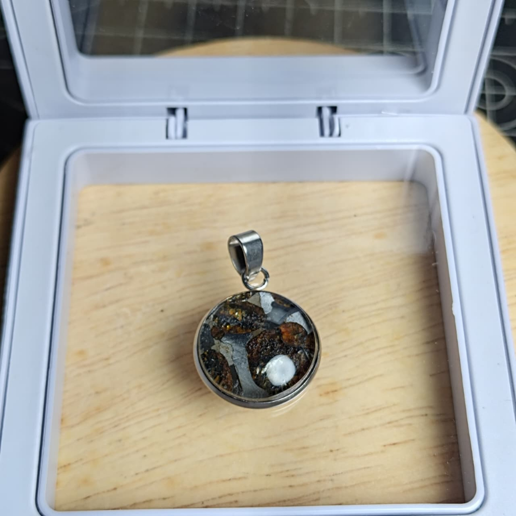 Natural Pallasite kenya Sericho Olive Meteorite 10mm Pendant Tipe 1 (4)