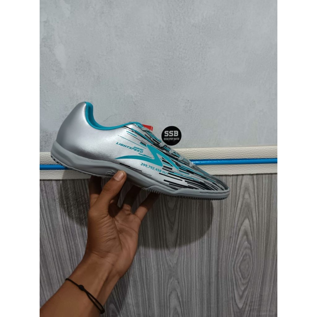 SPECS LIGHSPEED REBORN IN SILVER/BLACK /AQUA