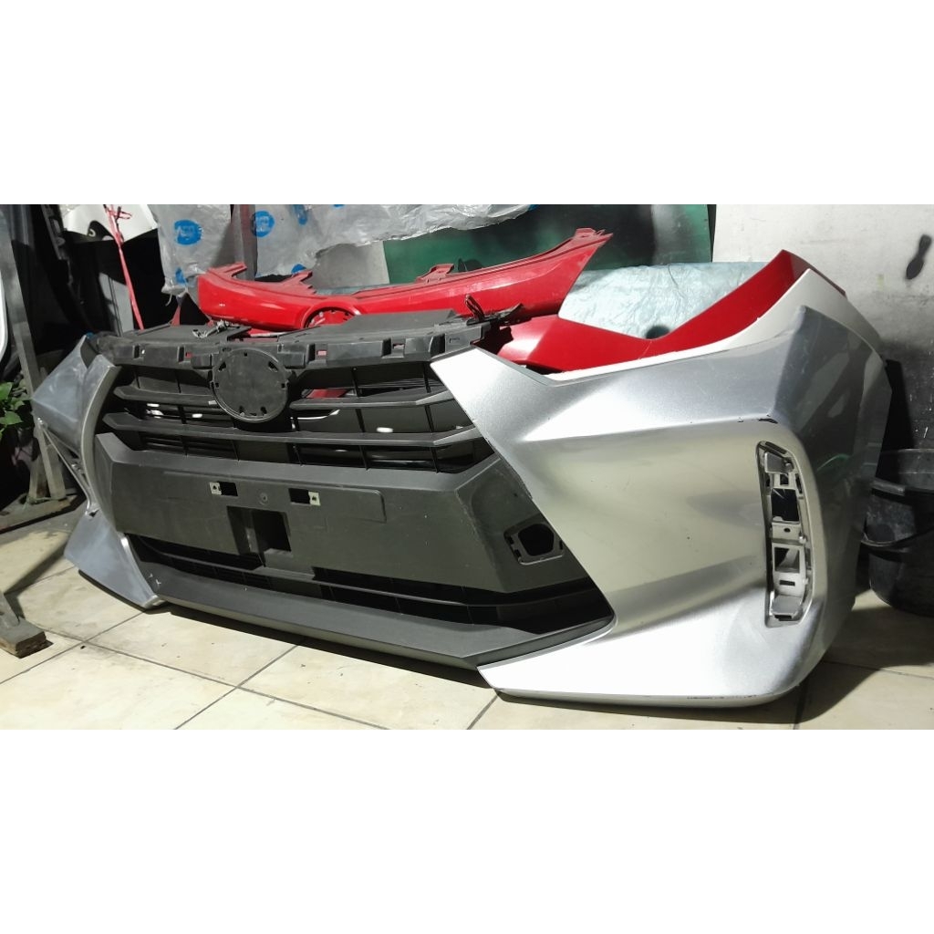 BUMPER DEPAN TOYOTA NEW AGYA 2024 2025 SECON ORIGINAL 99% LAYAK PAKAI