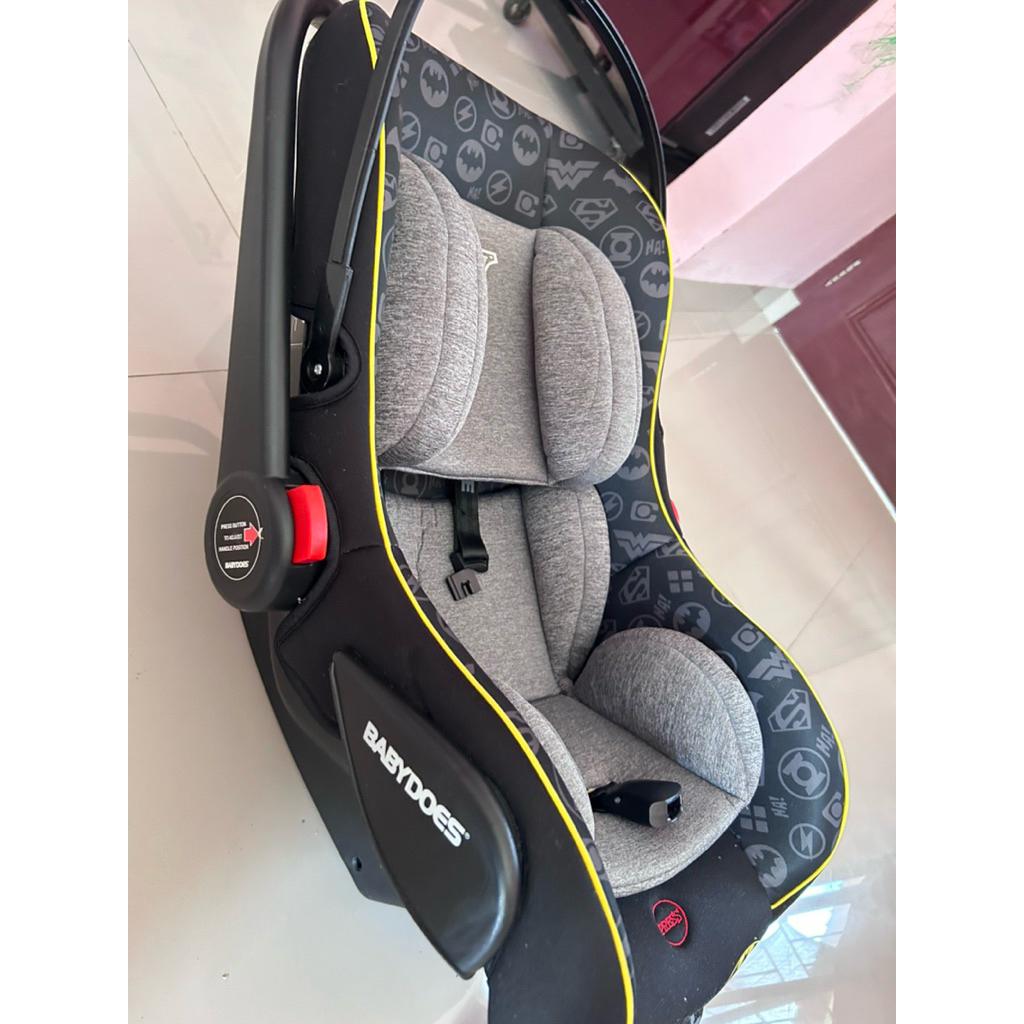 BABYDOES CAR SEAT PRELOVED BATMAN