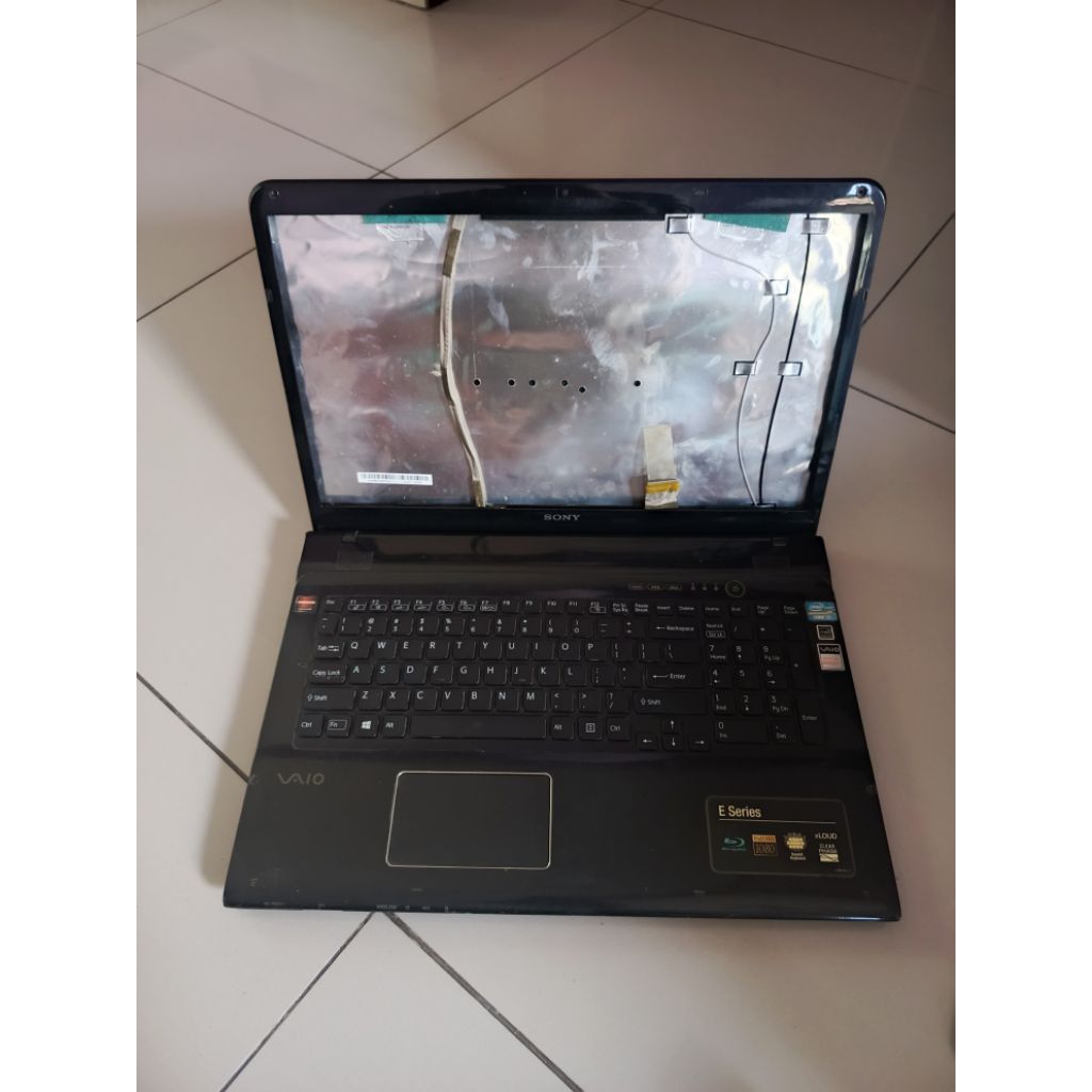 casing laptop Soni Vaio SVE17